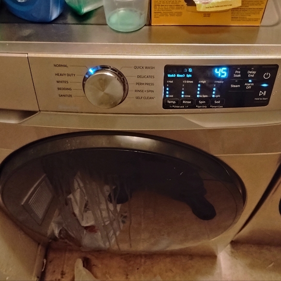 Meet your Posher, Jonathon - Picture 5 of 13